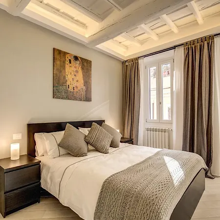 Guest house Dimore Costaguti 3*