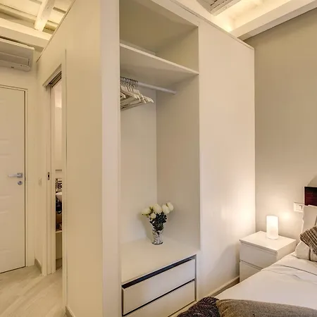 Dimore Costaguti Guest house