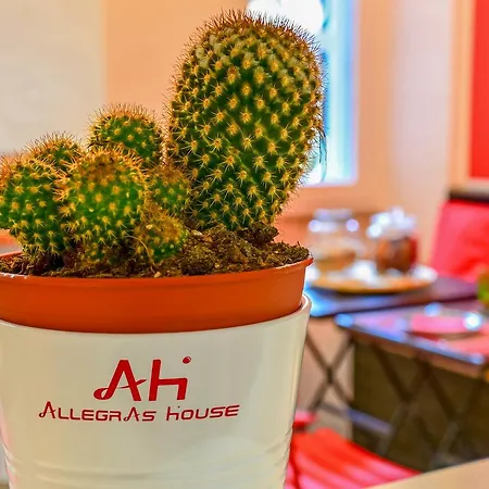 Allegra's House Caracciolo Гостевой дом 3*