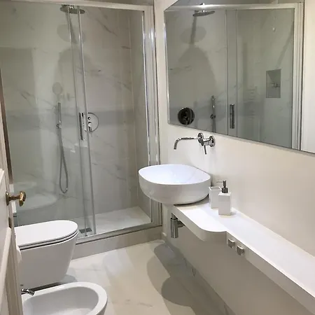 Guest house Mia Al Pantheon Luxury 2*