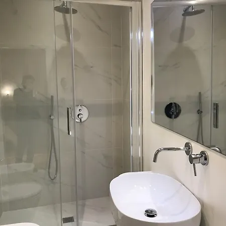 Guest house Mia Al Pantheon Luxury 2*