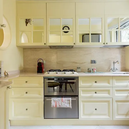 Apartment Via Delle Tre Madonne