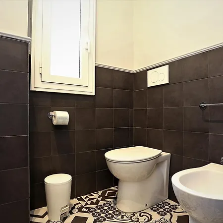 Romantica Guest house 2*