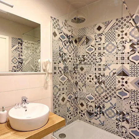 Romantica Guest house