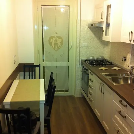 Mirella's Trastevere Apartment Rome