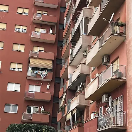 Mirella's Trastevere Apartment *