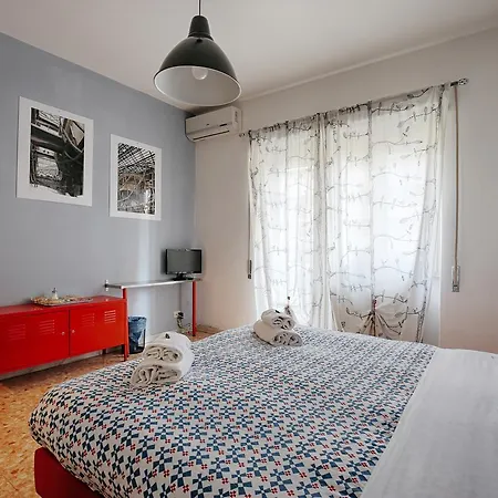 Bed & Breakfast Art & Industry 2*