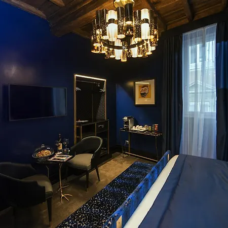 Torre Argentina Relais - Residenze Di Charme בית הארחה