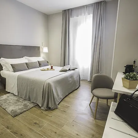 Colonna Luxury 2* Roma