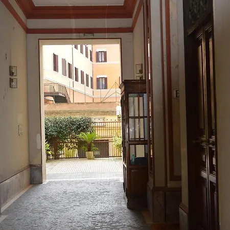 Romantica Rome