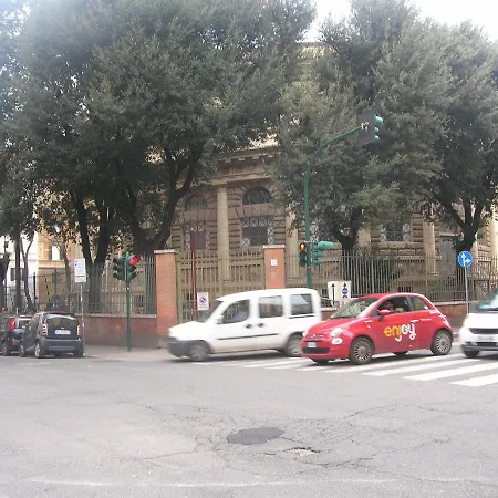 Qindajie House