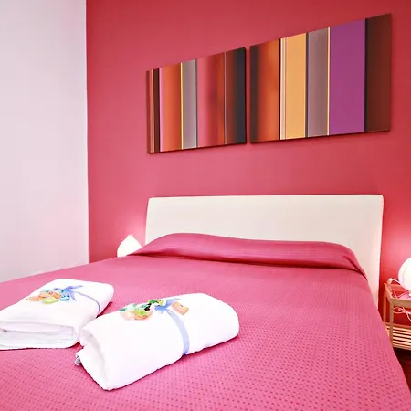 Aparts Apartment