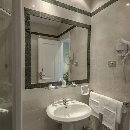 Hotel Torlonia 4*