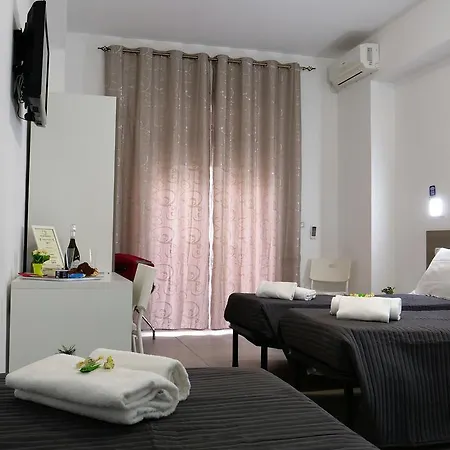 Tiburtina Royal * Rome