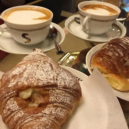 Le Stanze Di Ottaviano Guest house *