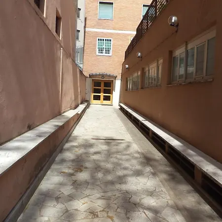 Cultroma Roof Garden 3*