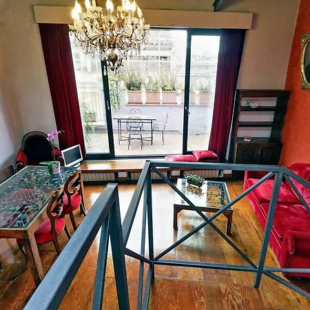 Vicolo Del Bologna Terrace Loft Apartment *