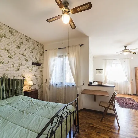 Casale Dell'insugherata Bed & Breakfast Roma