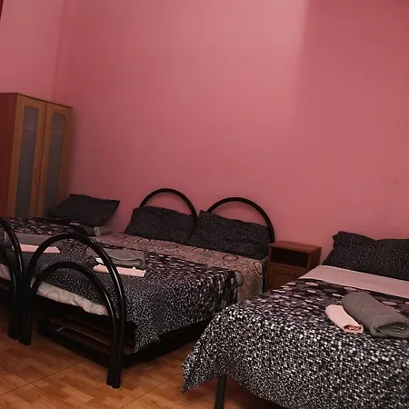 Bed & Breakfast T&v House