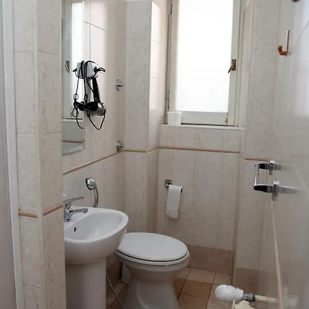 T&v House 2*