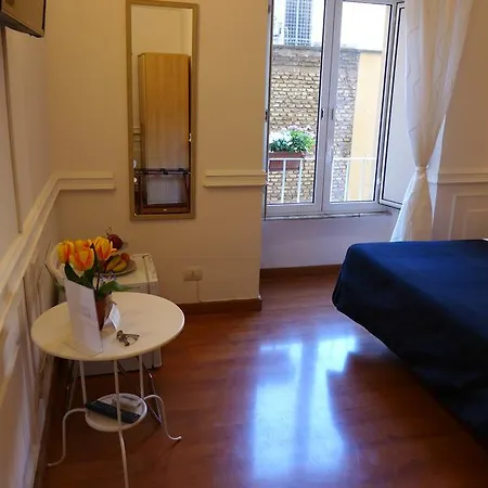 Bed & Breakfast Residenza Vespasiano 3*