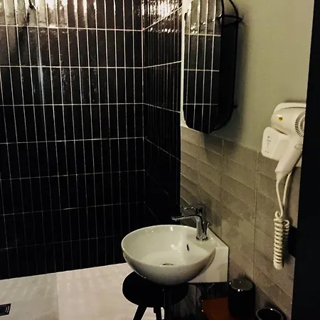 Tiburtina Suites, 2* Rome