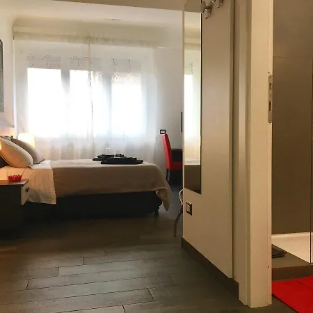 Your House Guest house 3*