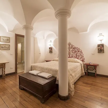 Navona Art Apartment