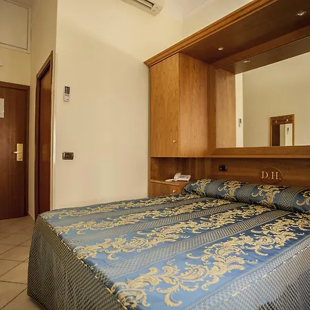 Domus Praetoria Hotel 2*