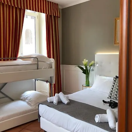 207 Guest house