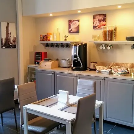 Bed & Breakfast Amoroma Domus Roma