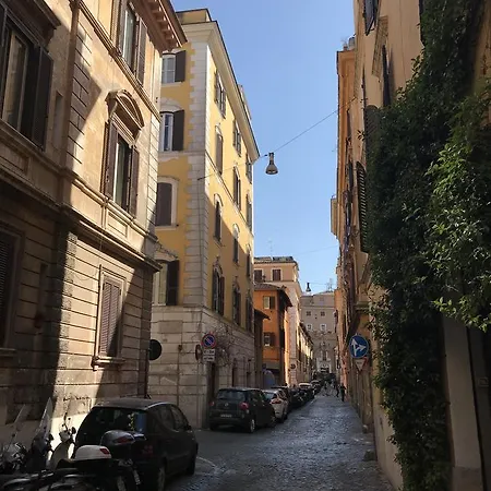 Le Finestre Sul Vaticano Pensión 3*