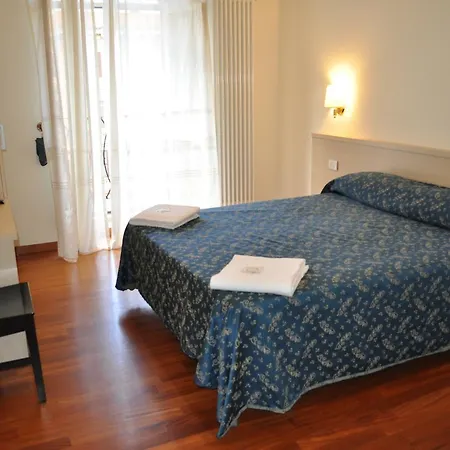Karina Guest house *
