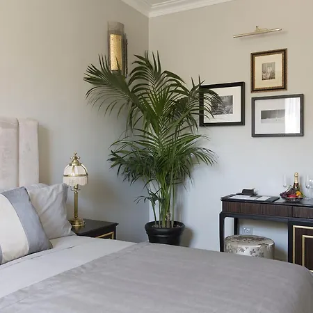 Martius Private Hotel 4*