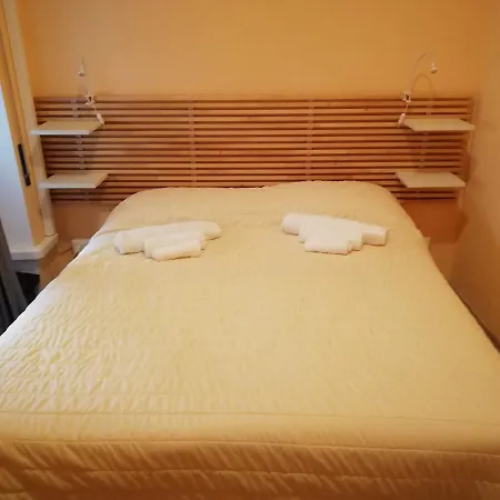 Luca Guest house