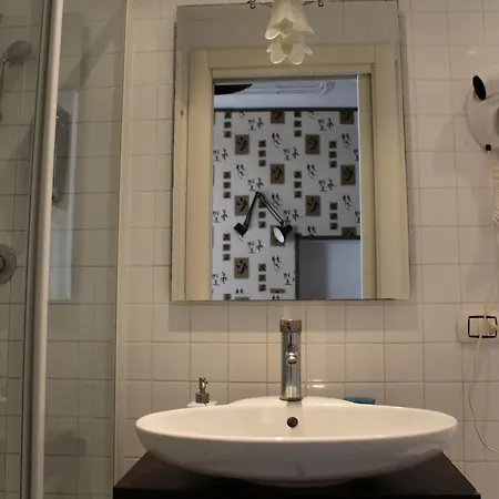 Relais Palazzo Taverna Affittacamere Roma