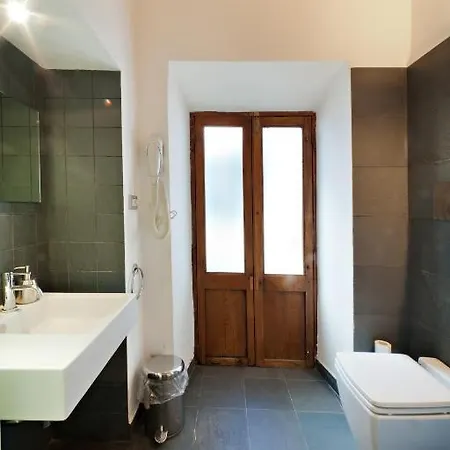 Suburbe 2* Rome