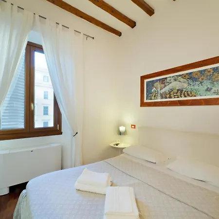 Suburbe 2* Rome