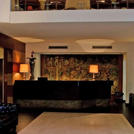Quality Nova Domus Hotel 4*