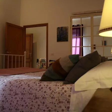 Lilium House Hotel *