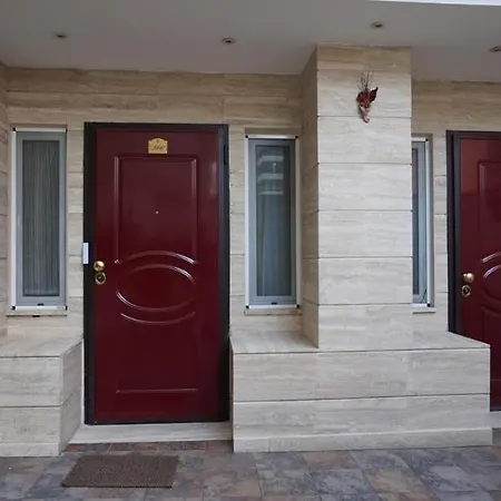 Aurelius Art Gallery Hotel 3*