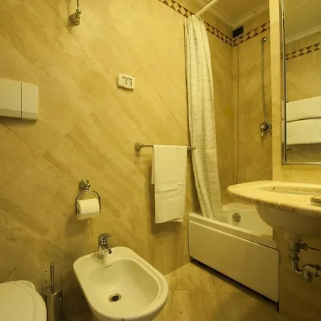 Richmond Hotel