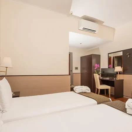 Shg Portamaggiore Hotel Roma