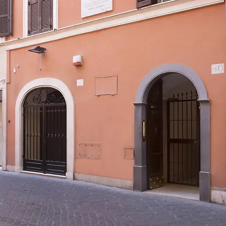 Romac Condotti With 3 Bedrooms Near The Spanish Steps *
