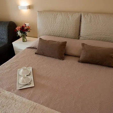 Guest house Lifestyle Veneto Rome