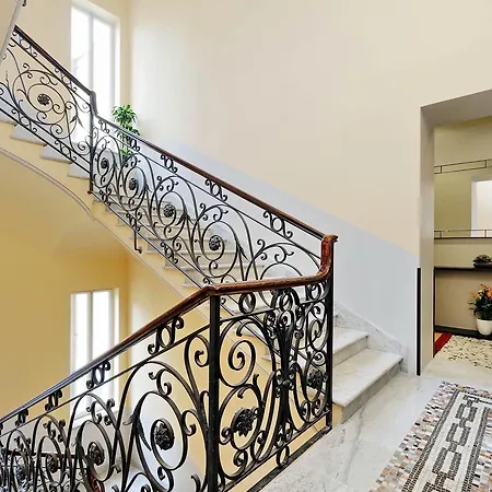 Affittacamere Colonna 32 Roma