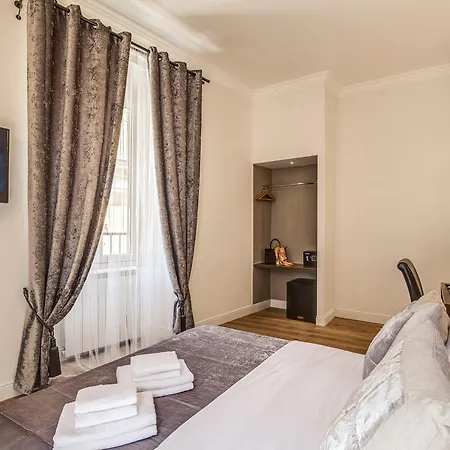 River Luxury Guest house