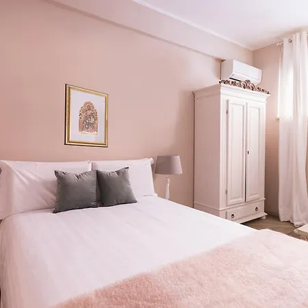 Sonder — Musei Vaticani Apartment Rome