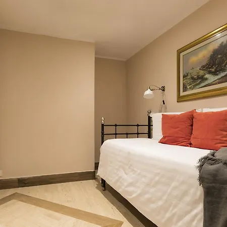 Sonder — Musei Vaticani Apartment Rome