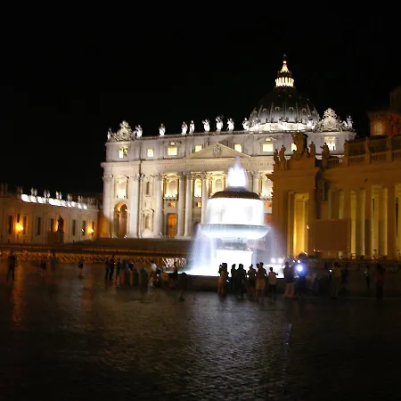 Lilli Vatican White Domus * Rome